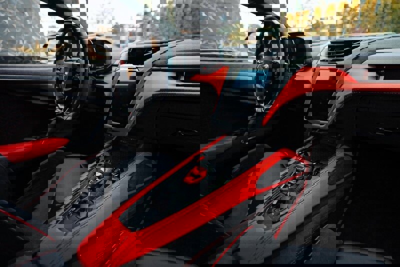 Used 2024 Lamborghini Revuelto image 12