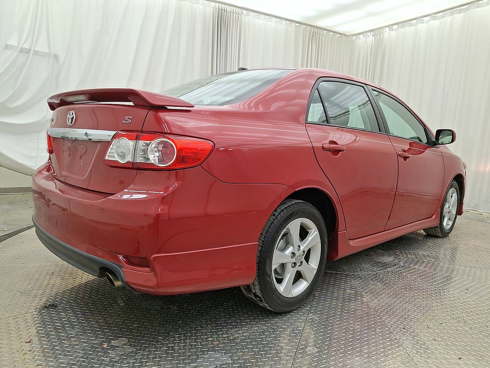 Used 2012 Toyota Corolla S image 23