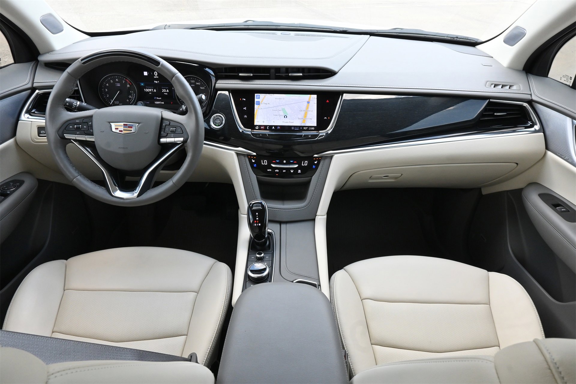 New 2025 Cadillac XT6 Premium Luxury w/ Technology Package image 7
