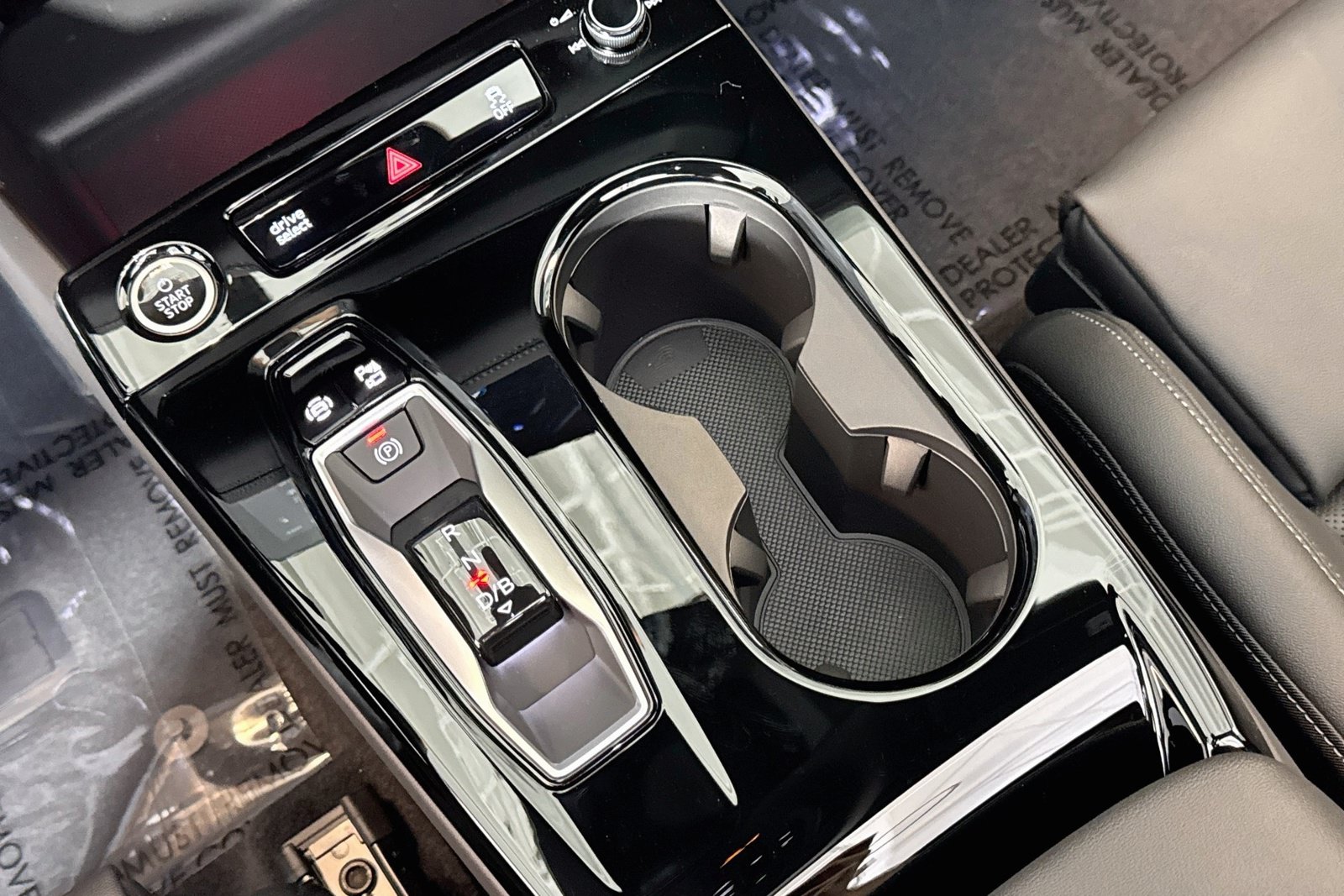 New 2027 Audi Q6 e-tron Premium Plus AWD/4WD image 14