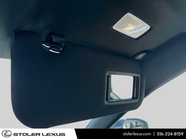 Used 2025 Toyota Crown Signia AWD/4WD image 35