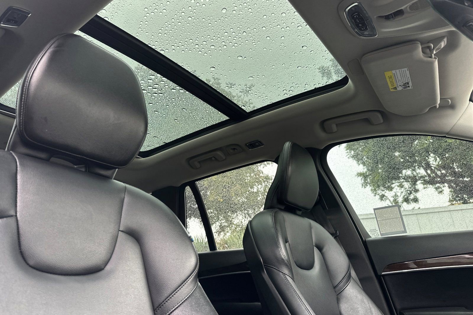 Used 2019 Volvo XC90 T5 Momentum image 18