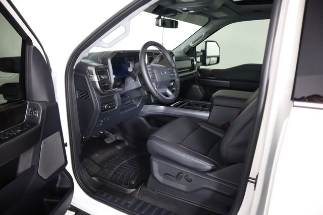 Used 2026 Ford F450 Lariat w/ Lariat Ultimate Package image 43