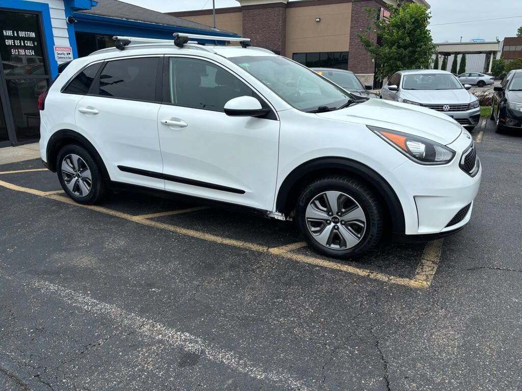 Used 2019 Kia Niro LX FWD image 3