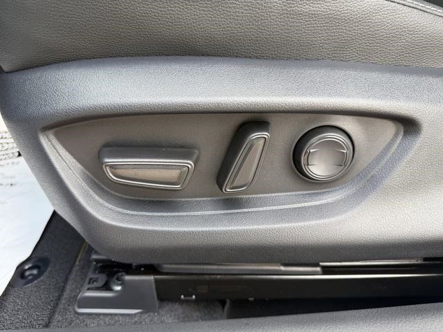 New 2026 Toyota Camry SE image 19