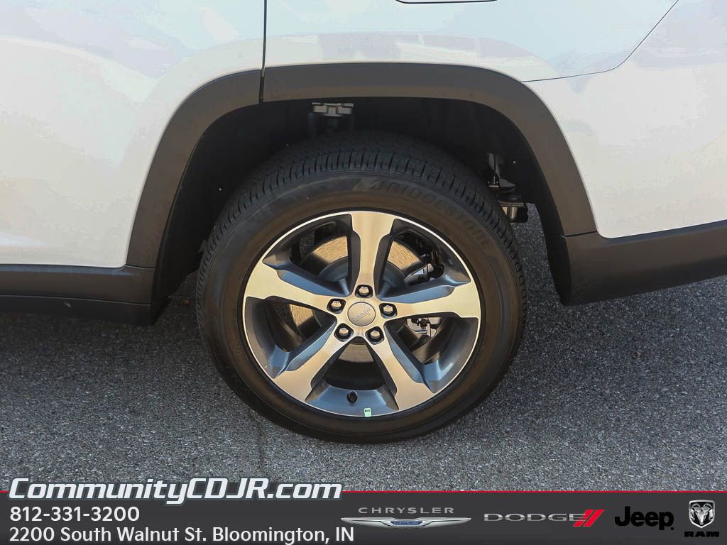 New 2025 Jeep Grand Cherokee L Limited image 4