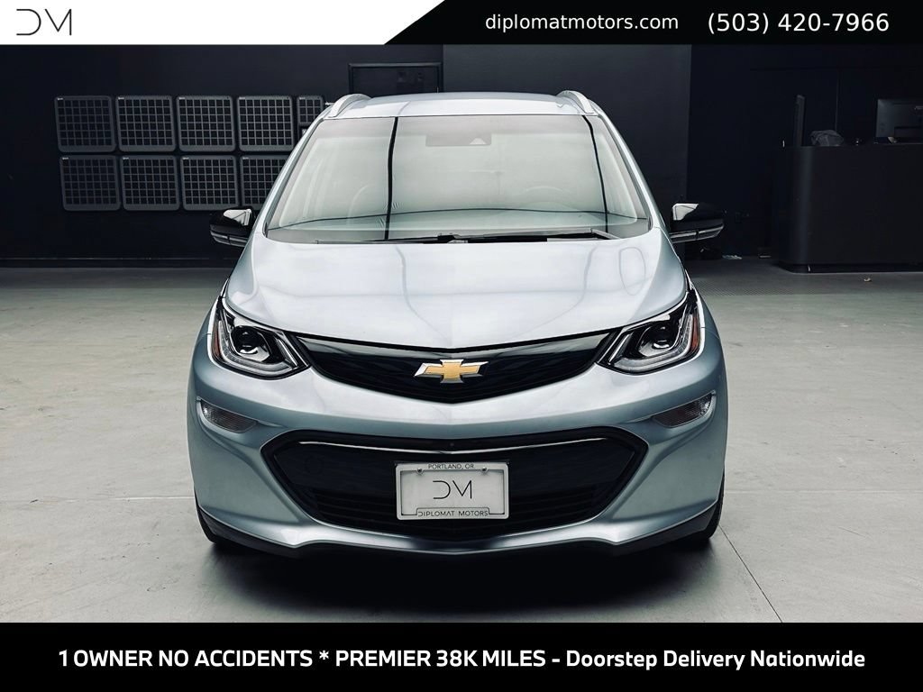 Used 2017 Chevrolet Bolt Premier w/ Driver Confidence II Package FWD image 11