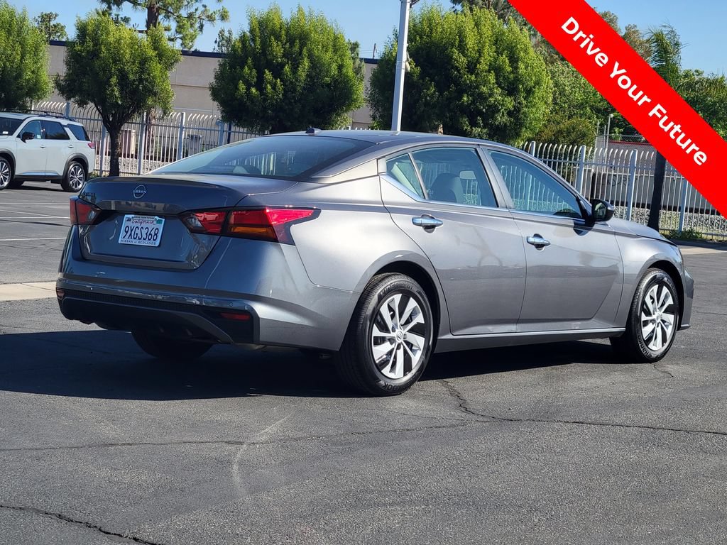 Certified 2025 Nissan Altima 2.5 S FWD image 4