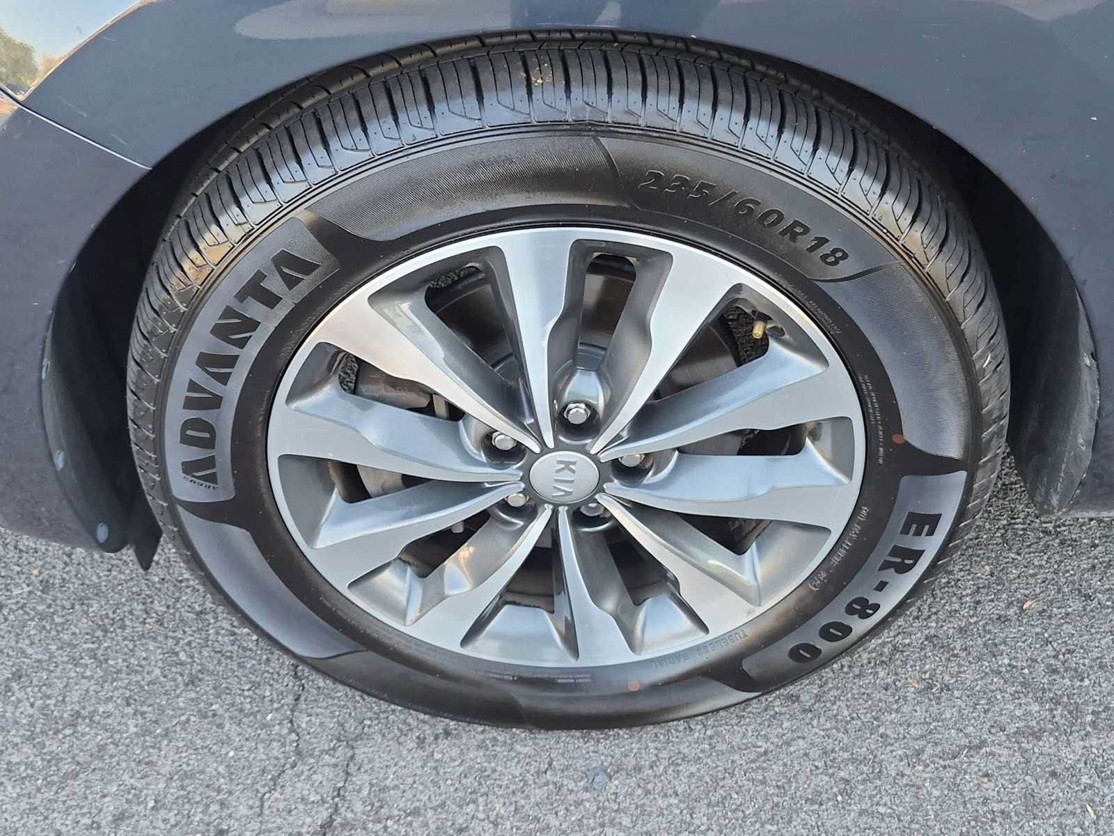 Used 2016 Kia Sedona SX FWD image 14