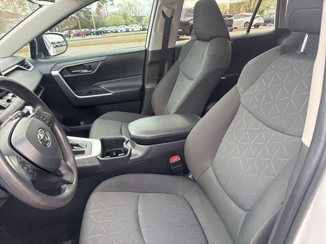 Used 2023 Toyota RAV4 XLE w/ Convenience Package image 13