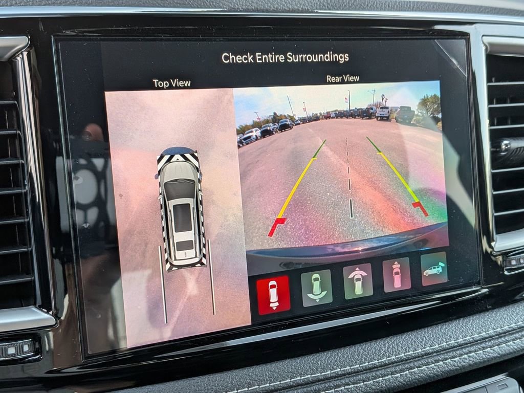 New 2026 Chrysler Pacifica Select image 7