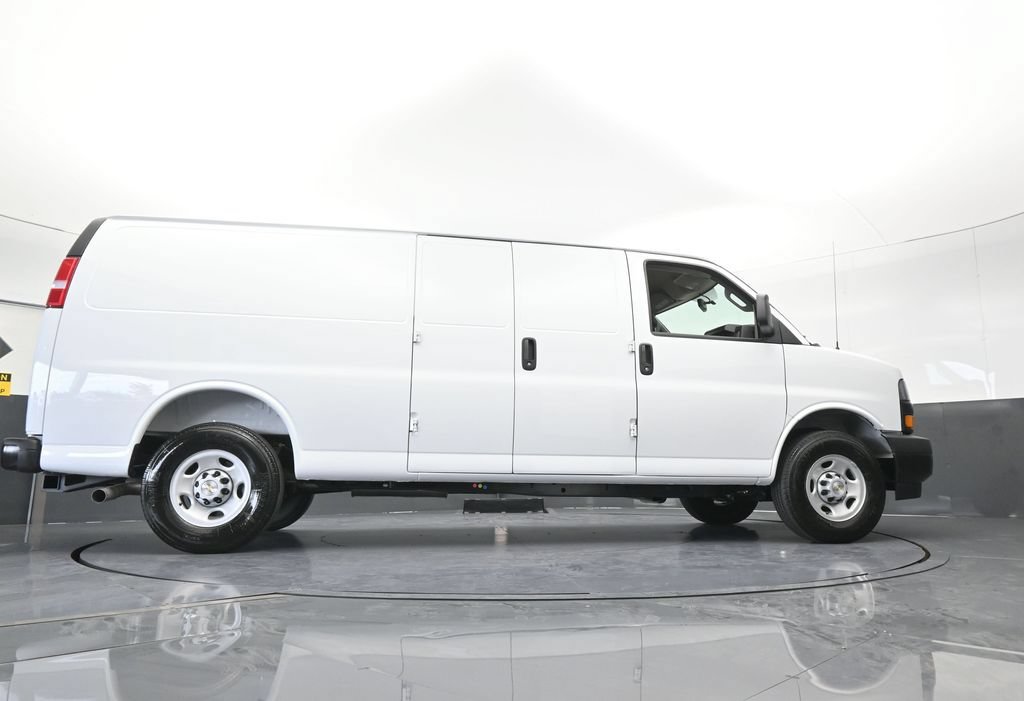 New 2026 Chevrolet Express 2500 Extended w/ Driver Convenience Package RWD image 58