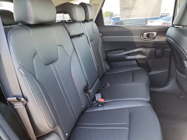 Certified 2026 Kia Sorento EX AWD/4WD image 18