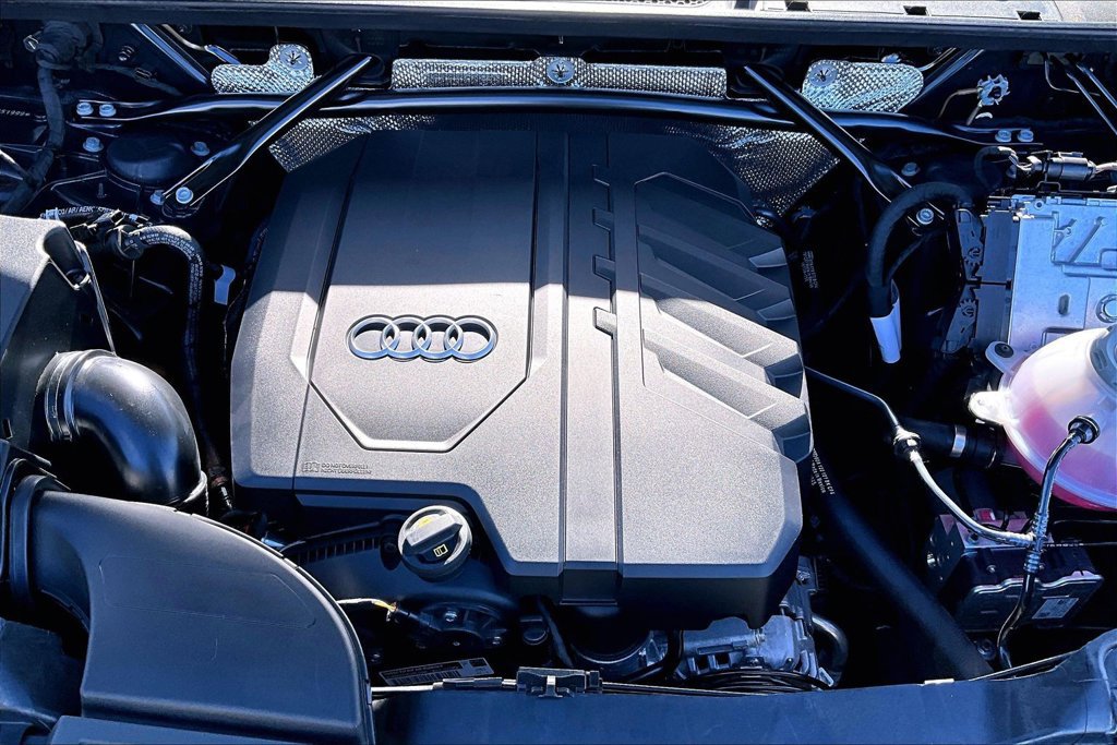 Used 2023 Audi Q5 2.0T Premium Plus w/ Premium Plus Package AWD/4WD image 31