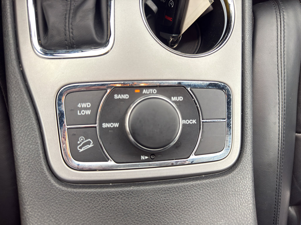 Used 2020 Jeep Grand Cherokee Limited AWD/4WD image 20