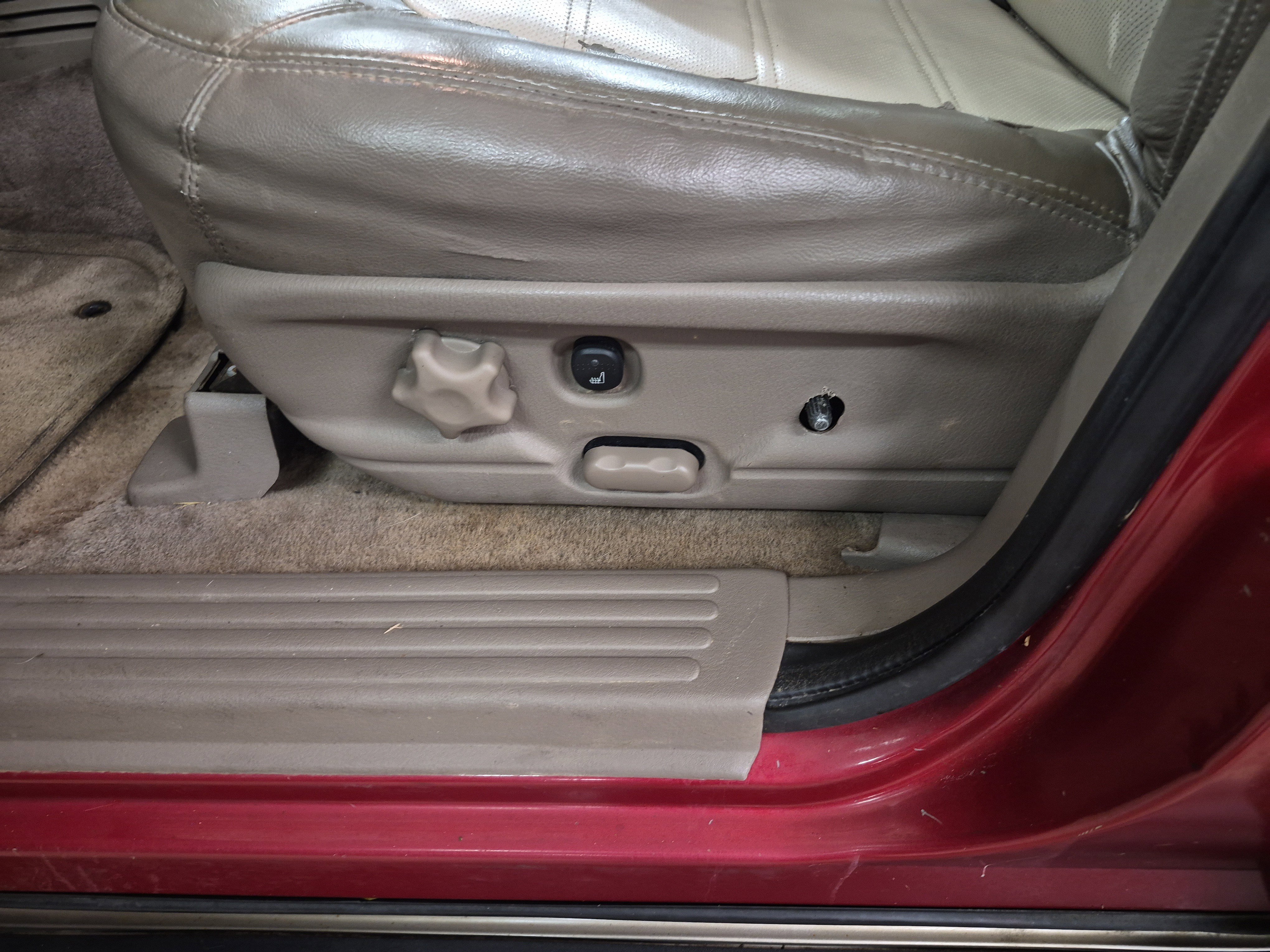 Used 2003 Ford Explorer Eddie Bauer image 11