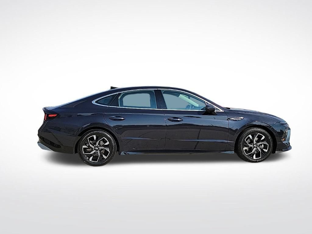 Used 2024 Hyundai Sonata SEL FWD image 5