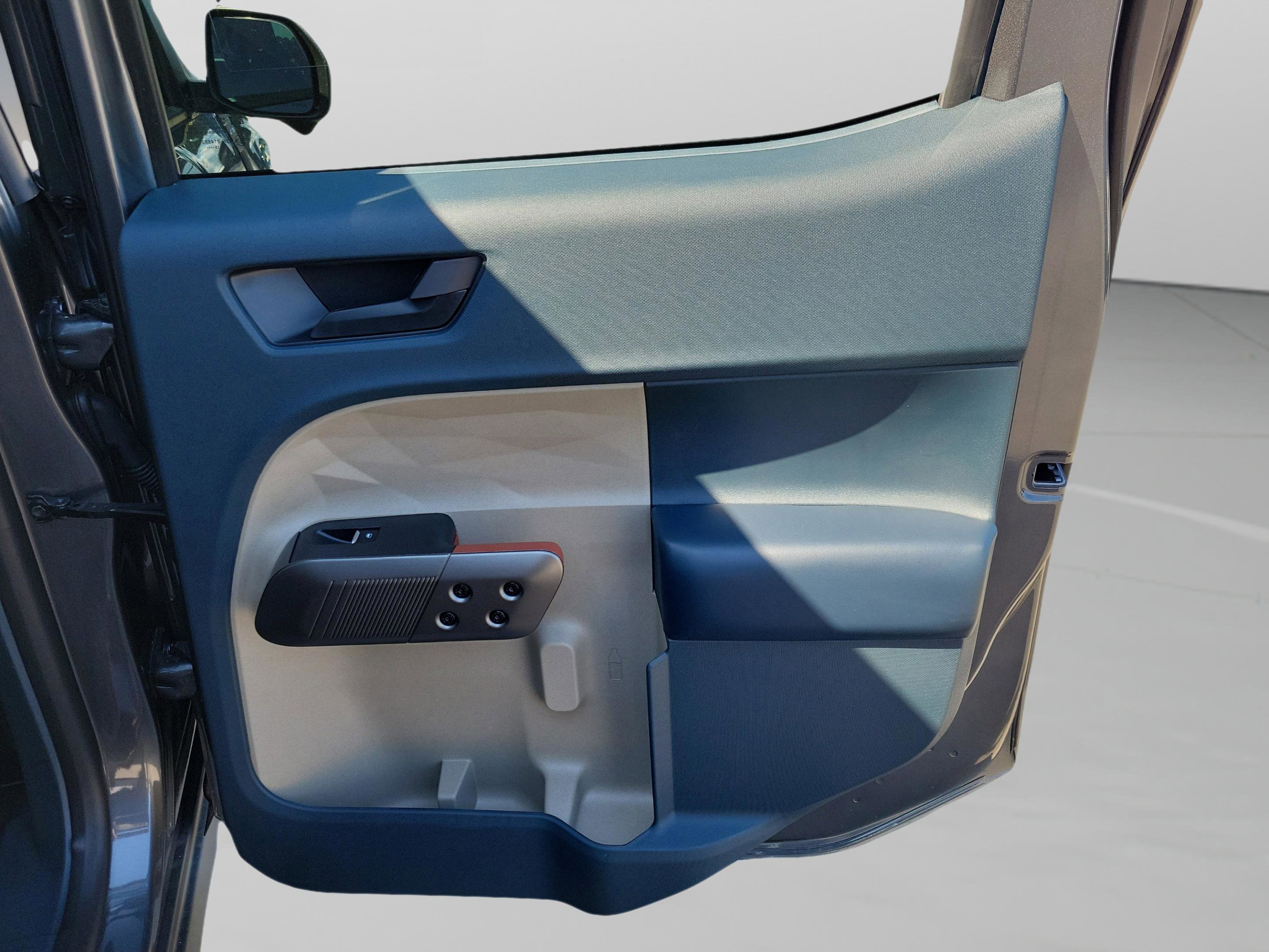 New 2026 Ford Maverick Lariat w/ 4K Tow Package image 25