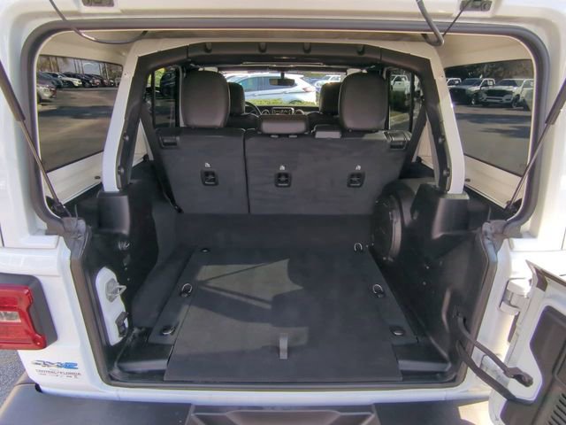 Used 2023 Jeep Wrangler Unlimited Sahara w/ Cold Weather Group image 14