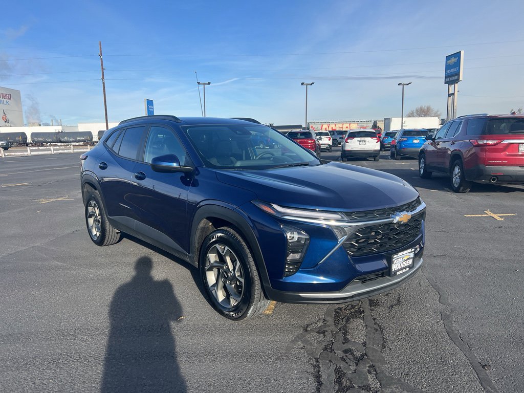 Used 2024 Chevrolet Trax LT