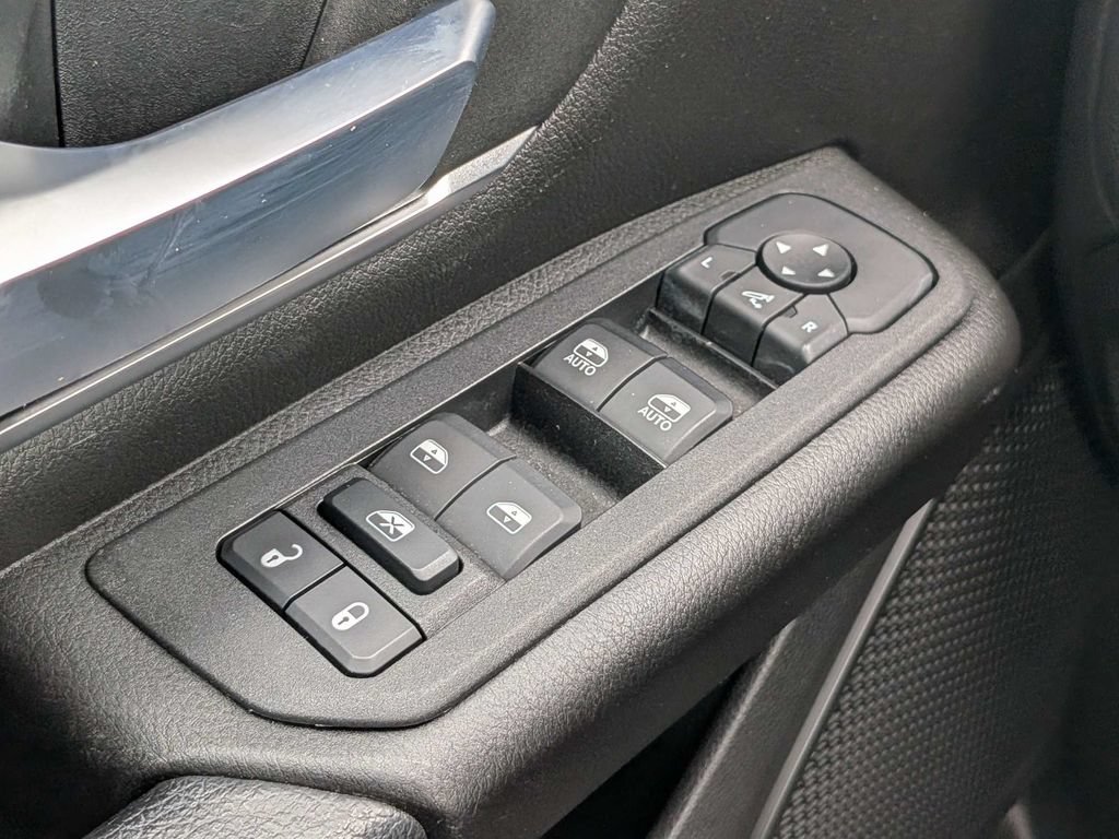 Used 2025 RAM 1500 Big Horn AWD/4WD image 27