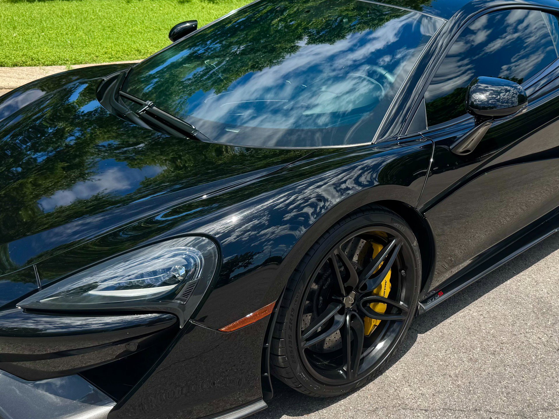 Used 2017 McLaren 570S Coupe image 76