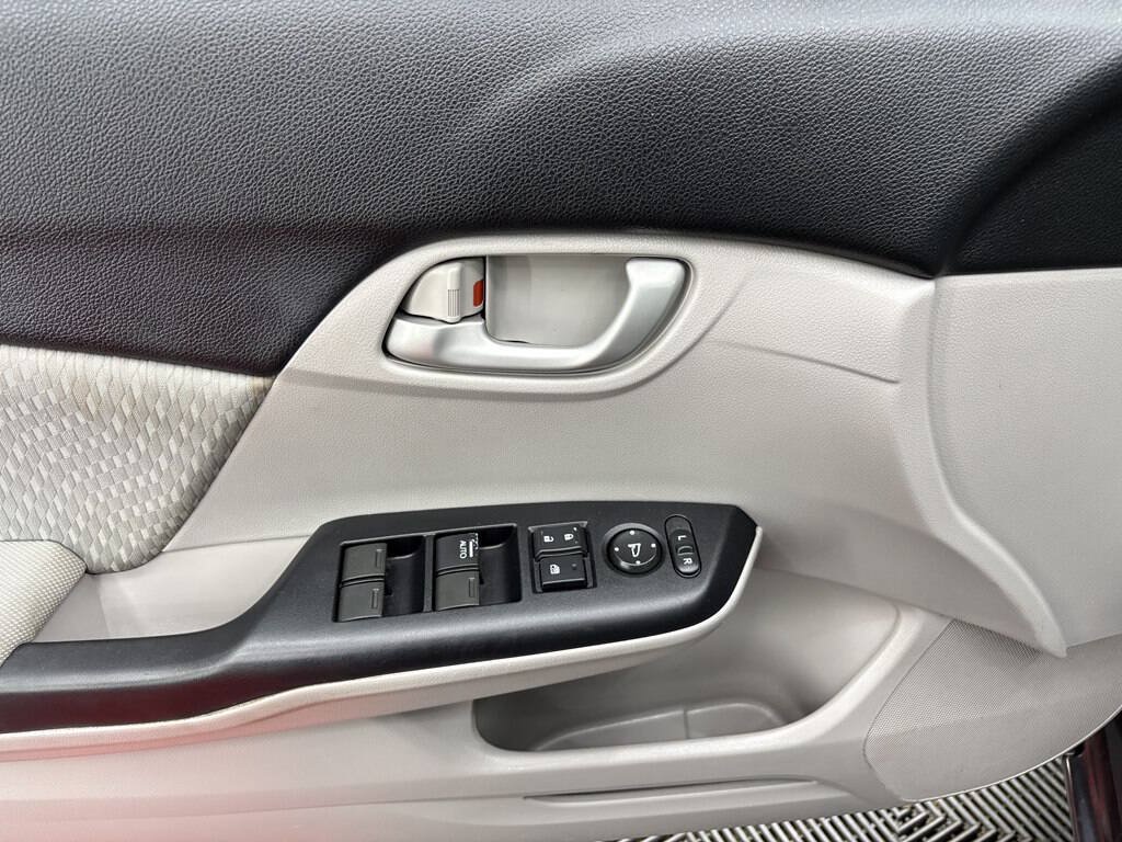 Used 2014 Honda Civic LX image 8
