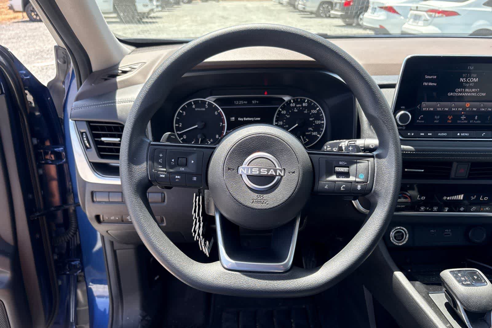 Used 2023 Nissan Rogue SV FWD image 24