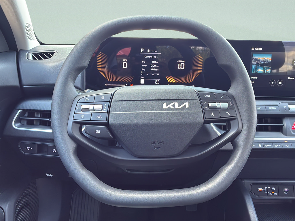 New 2026 Kia K4 FWD image 27