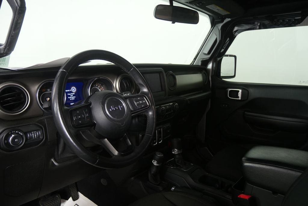 Used 2019 Jeep Wrangler Sport S AWD/4WD image 9