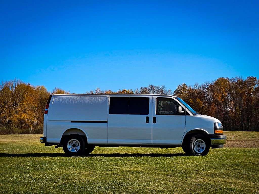 New 2025 GMC Savana 3500 Extended w/ Driver Convenience Package image 3