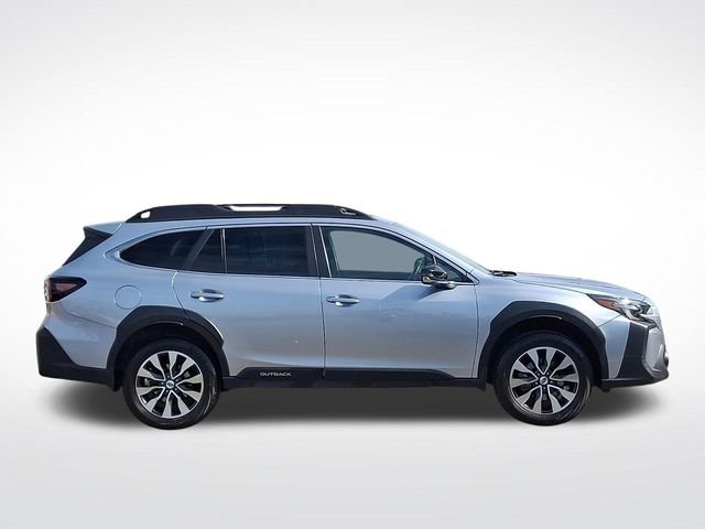Used 2023 Subaru Outback Limited AWD/4WD image 7