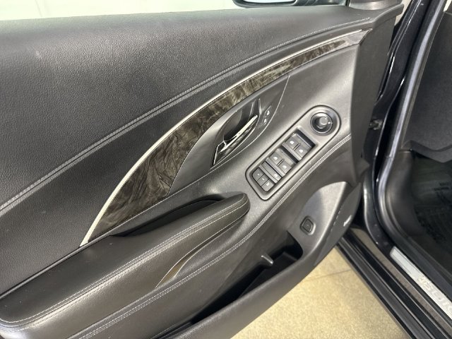 Used 2015 Buick LaCrosse Premium w/ Driver Confidence Package #1 FWD image 20