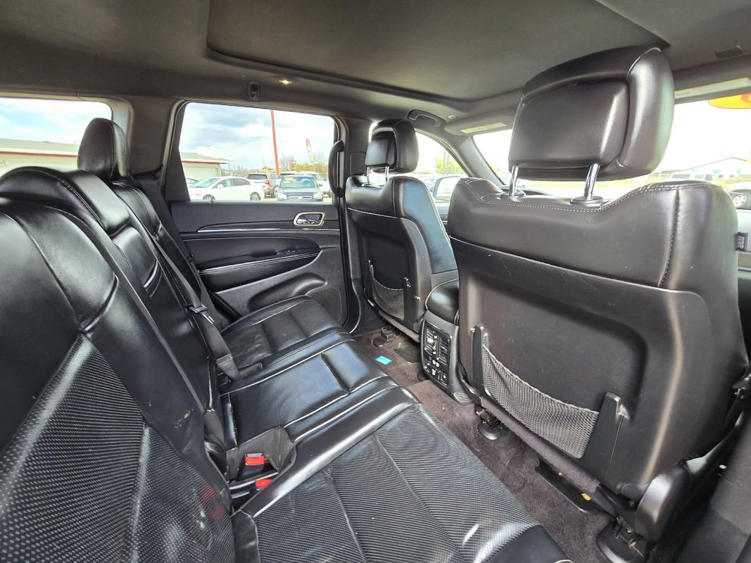 Used 2017 Jeep Grand Cherokee Limited w/ Luxury Group II image 15