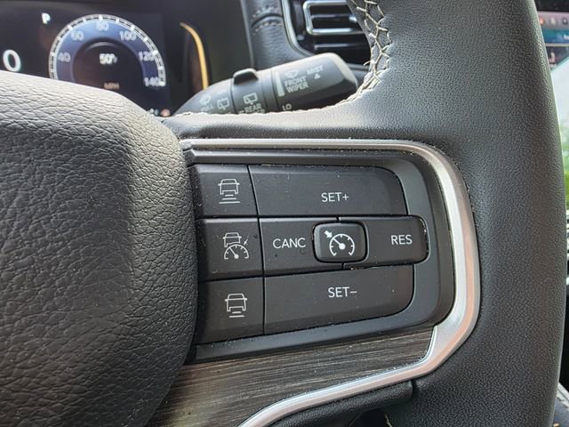 Used 2024 Jeep Wagoneer L Series II w/ Flexible Seating Group image 26