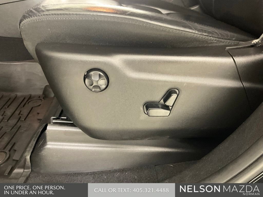 Used 2019 Jeep Grand Cherokee Limited AWD/4WD image 26