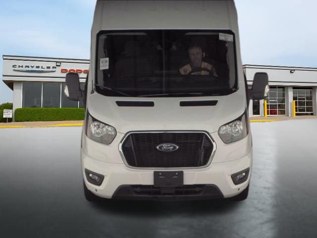 Used 2025 Ford Transit 350 XLT RWD image 2