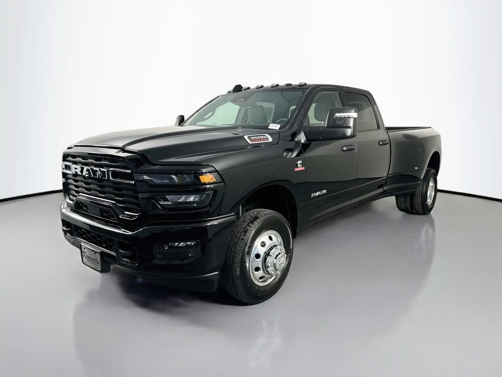 New 2026 RAM 3500 Big Horn AWD/4WD image 3