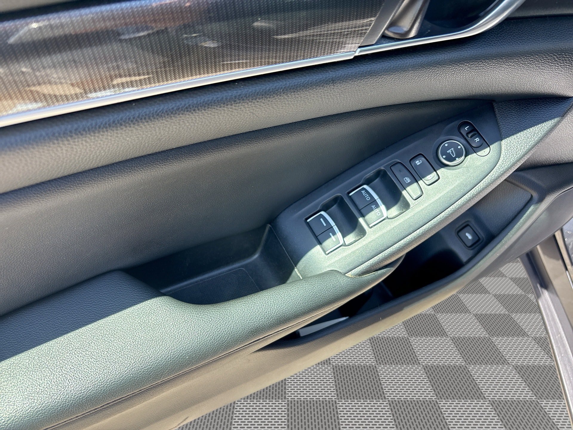 Used 2019 Honda Accord Sport image 15