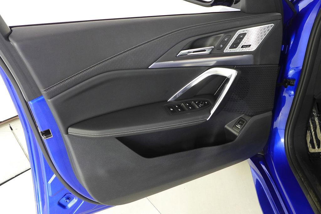 Used 2025 BMW X2 M35i image 11