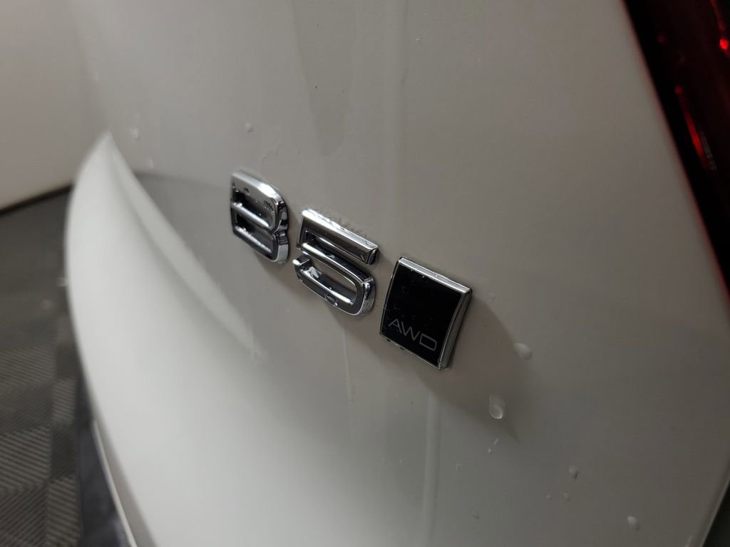 Certified 2026 Volvo XC40 B5 Core w/ Climate Package image 9