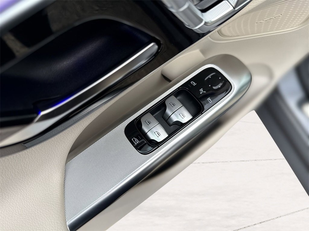 New 2026 Mercedes-Benz GLC 300 4MATIC image 13