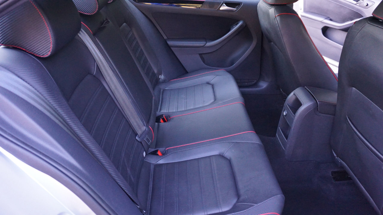 Used 2015 Volkswagen Jetta GLI SE image 21