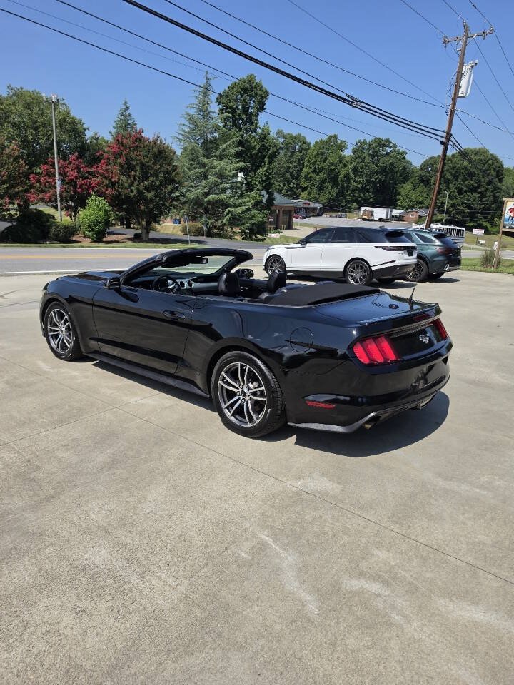 Used 2017 Ford Mustang Premium RWD image 4