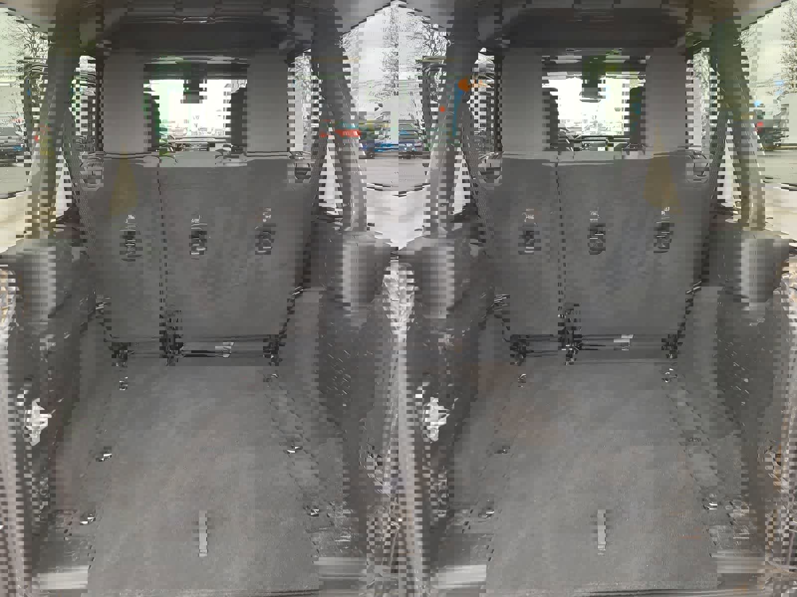 Used 2024 Jeep Wrangler Sport image 27