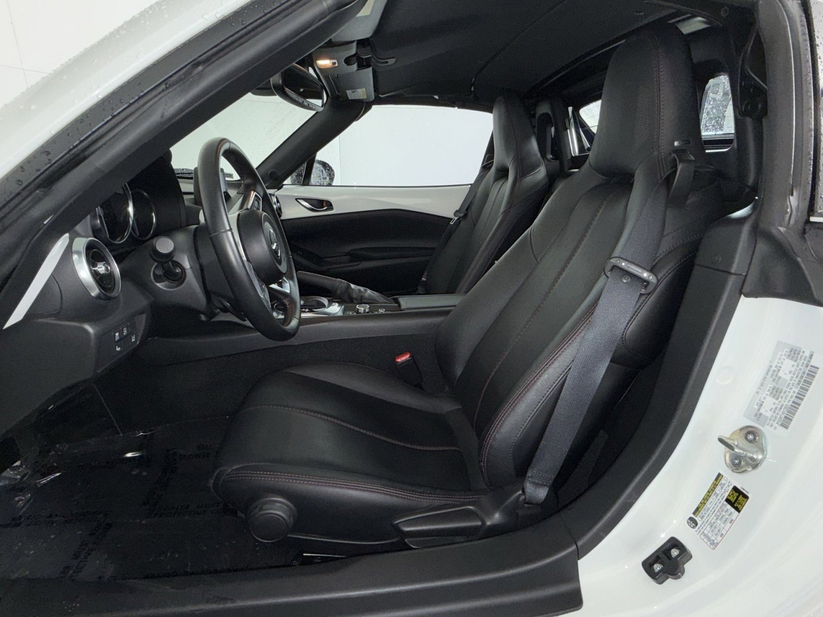 Used 2017 MAZDA MX-5 Miata RF Grand Touring image 13