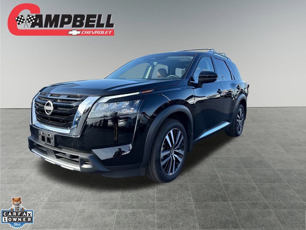 Used 2025 Nissan Pathfinder Platinum image 1