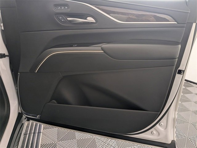Used 2022 Cadillac Escalade Sport Platinum image 38
