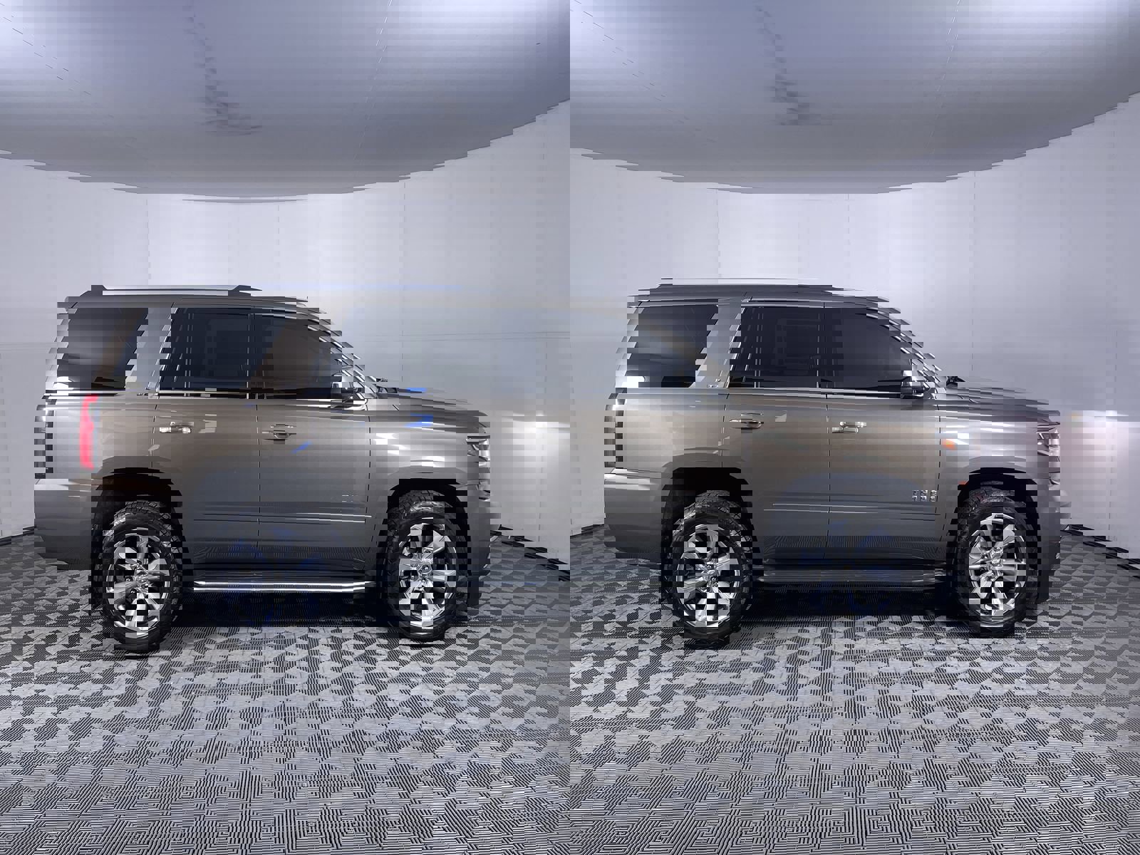 Used 2015 Chevrolet Tahoe LTZ image 10