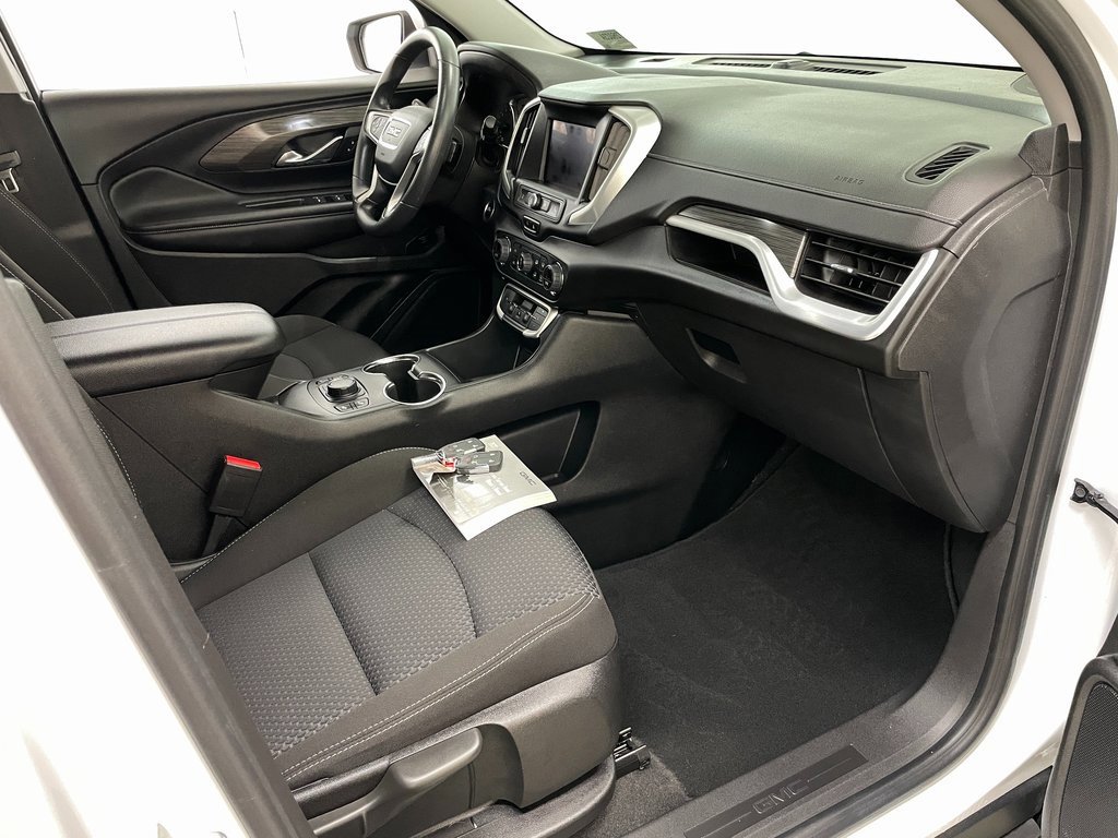 Certified 2022 GMC Terrain SLE w/ Driver Convenience Package image 36